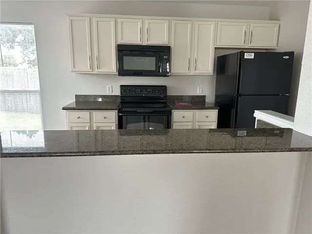 $2,250 | 4039 Southern Trace Drive, College Station, TX 77845