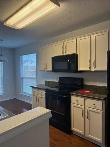 $2,250 | 4039 Southern Trace Drive, College Station, TX 77845