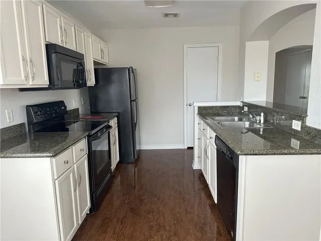 $2,250 | 4039 Southern Trace Drive, College Station, TX 77845