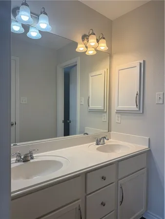 $2,100 | 4039 Southern Trace Drive, College Station, TX 77845