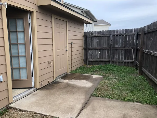 $2,250 | 4039 Southern Trace Drive, College Station, TX 77845