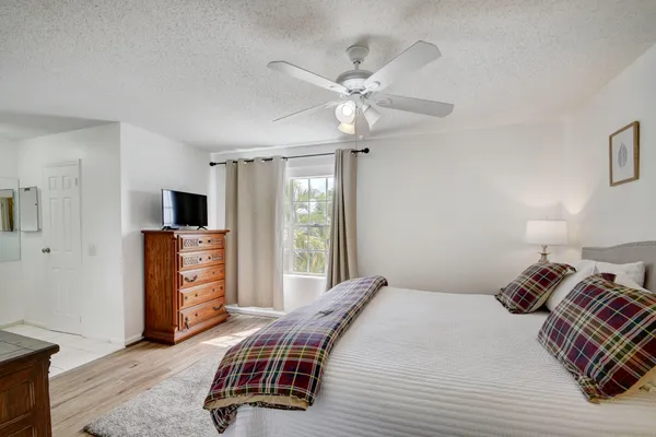 $3,500 | 11862 Brier Patch Court, Wellington, FL 33414