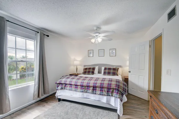 $3,500 | 11862 Brier Patch Court, Wellington, FL 33414