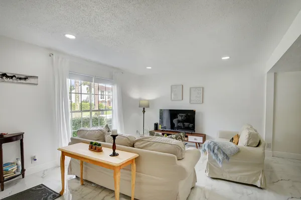 $3,500 | 11862 Brier Patch Court, Wellington, FL 33414