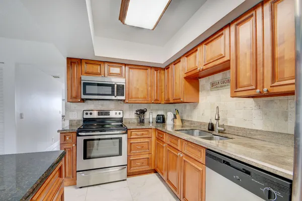 $3,500 | 11862 Brier Patch Court, Wellington, FL 33414