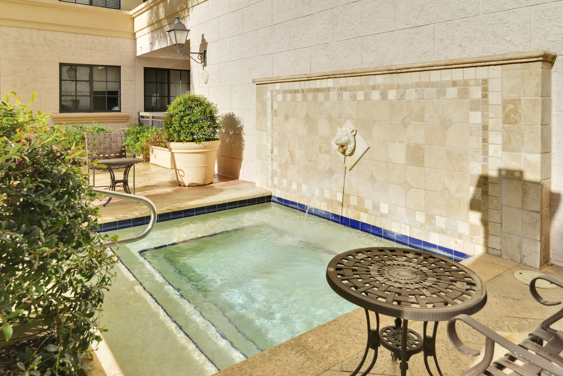 233 South Federal Highway, Unit 421 Boca Raton, FL 33432 - Photo 27 of 44 Hot Tub