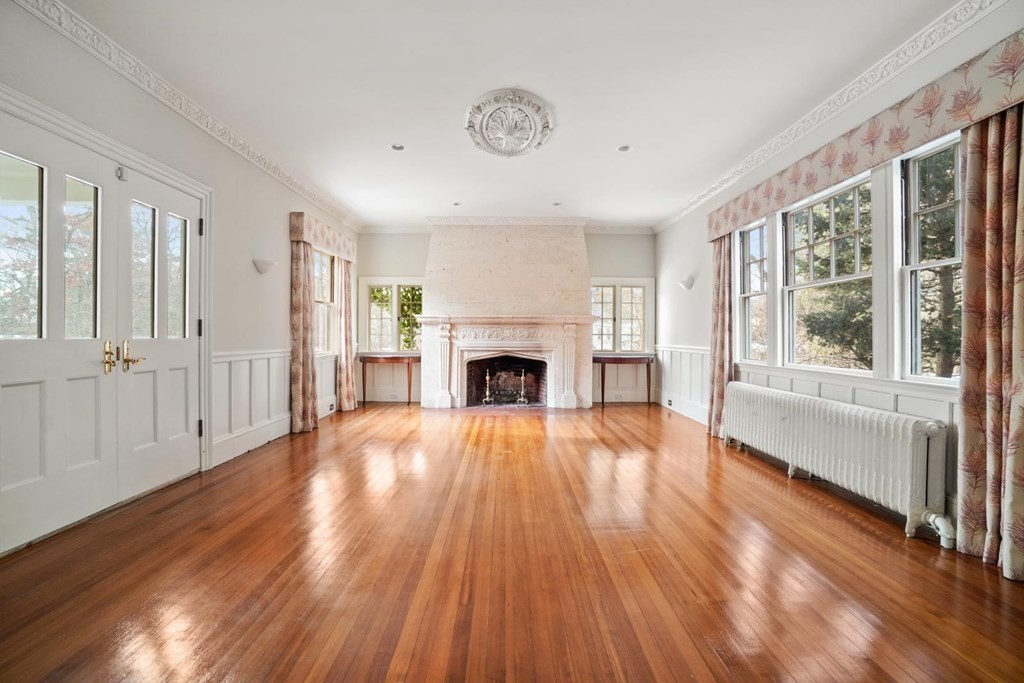142 Hinckley Road Milton, MA 02186 - Photo 9 of 42 Gallery Image 9