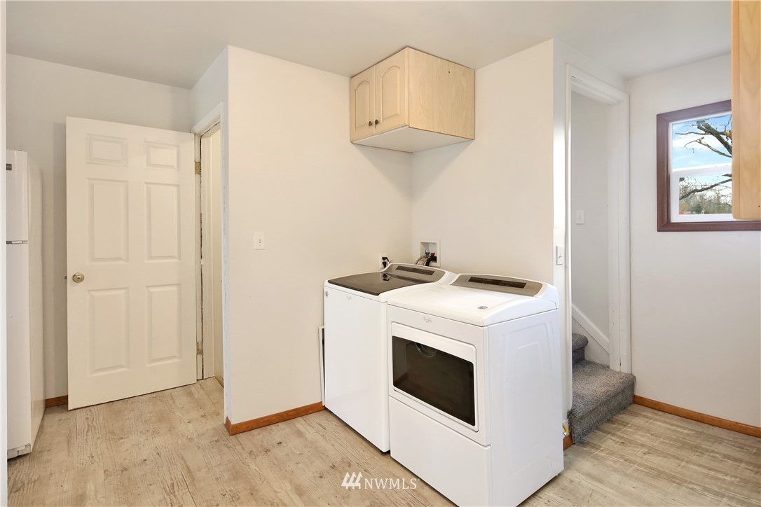 1606 Bayon Road Bellingham, WA 98225 - Photo 24 of 39 a utility room with dryer and washer