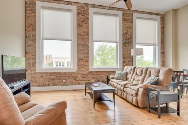 $2,200 | 936 Broad Street, Unit 304, Augusta, GA 30901