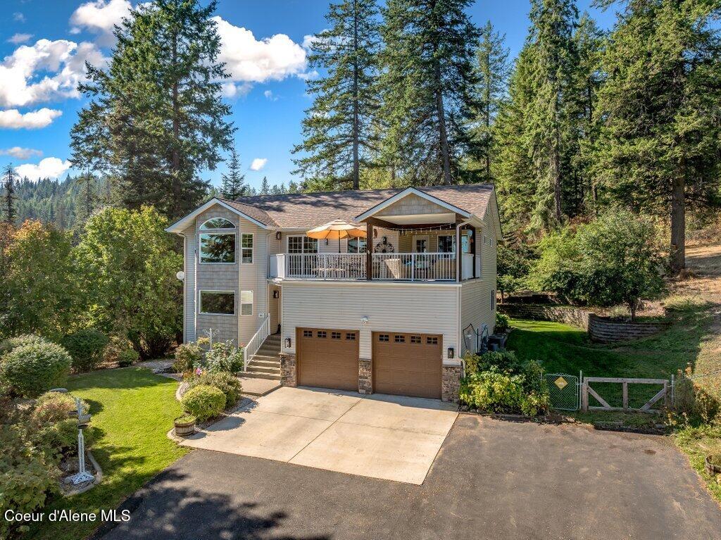 Exquisite Curb Appeal