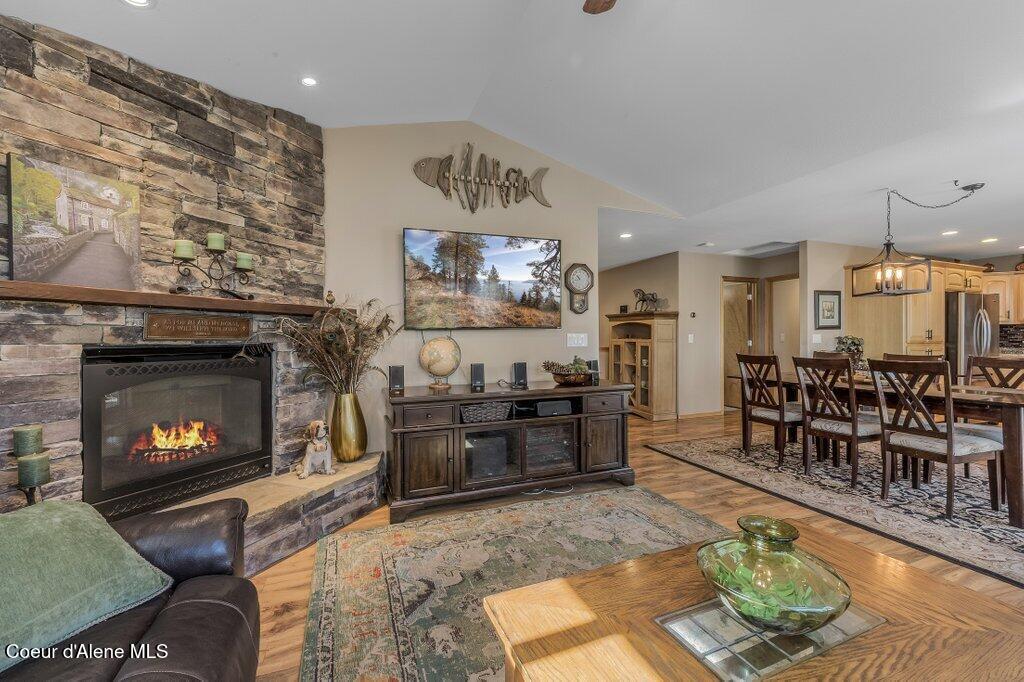 11413 North Summit Loop Post Falls, ID 83854 - Photo 16 of 67 Great Room