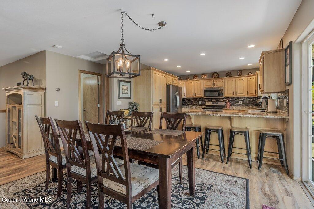 11413 North Summit Loop Post Falls, ID 83854 - Photo 17 of 67 Dining Room