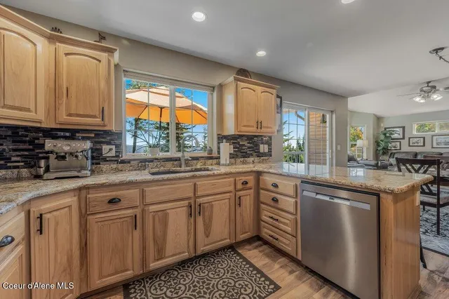 $879,000 | 11413 North Summit Loop, Post Falls, ID 83854