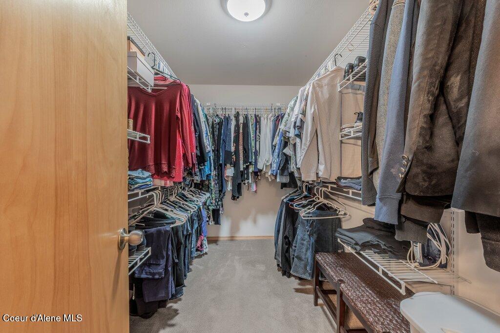 11413 North Summit Loop Post Falls, ID 83854 - Photo 30 of 67 Large Walk In Closet