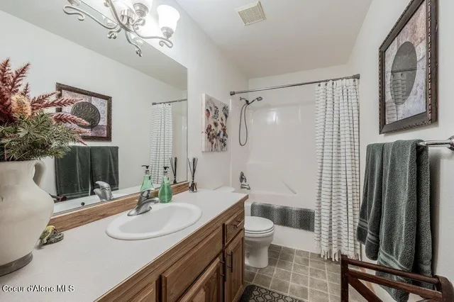 $879,000 | 11413 North Summit Loop, Post Falls, ID 83854