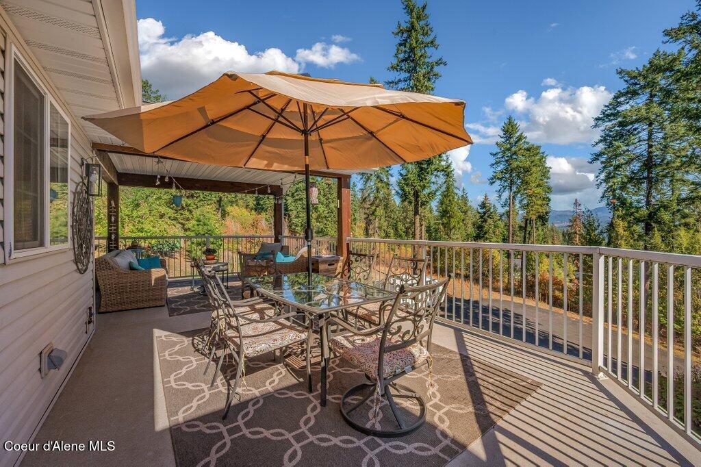 11413 North Summit Loop Post Falls, ID 83854 - Photo 42 of 67 Expansive Patio