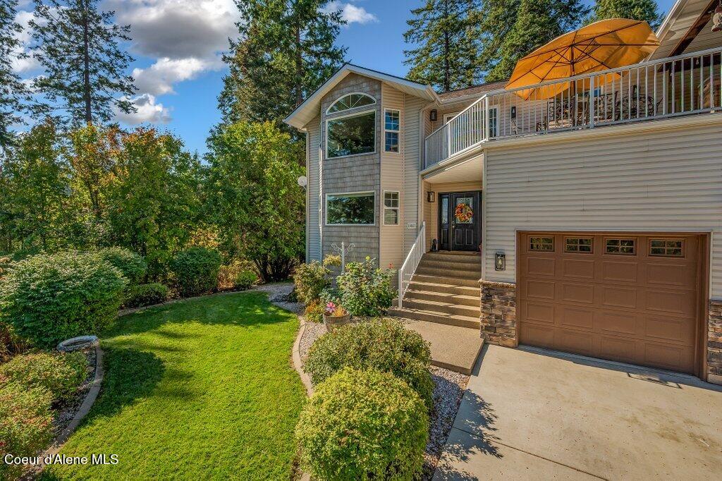 11413 North Summit Loop Post Falls, ID 83854 - Photo 5 of 67 Beautiful Exterior Entry