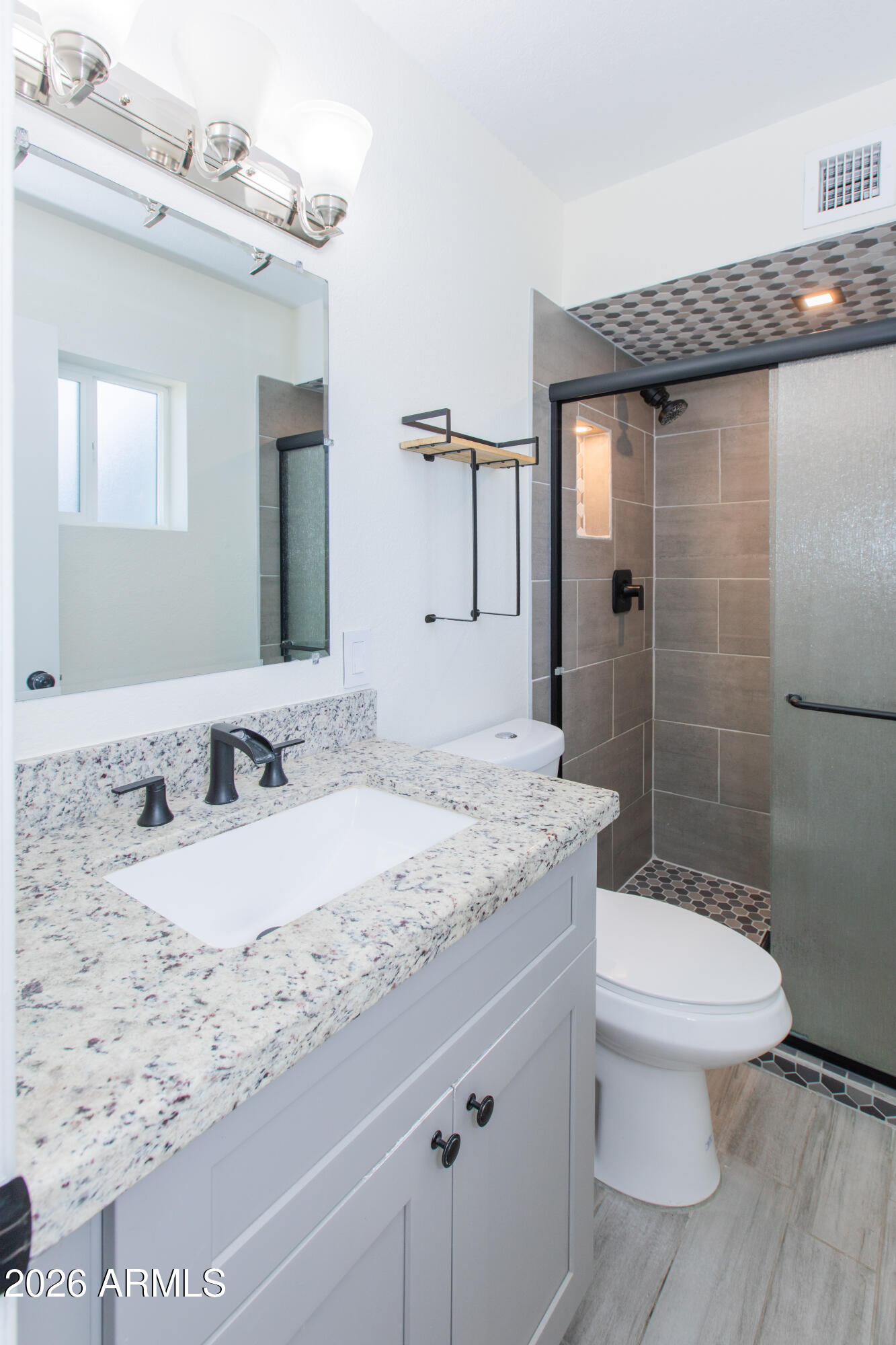 9813 East Adobe Road Mesa, AZ 85207 - Photo 50 of 77 Primary Bath-4