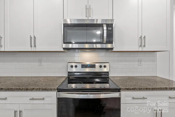 $284,900 | 1805 Edgewater Drive Northwest, Conover, NC 28613