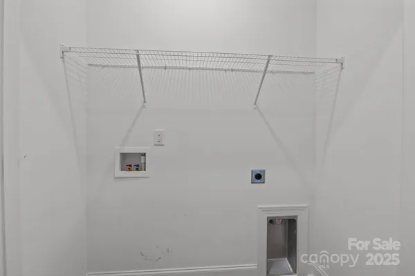 $284,900 | 1805 Edgewater Drive Northwest, Conover, NC 28613