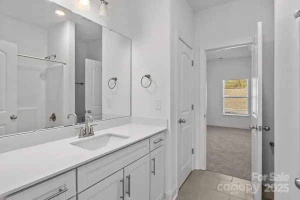 $284,900 | 1805 Edgewater Drive Northwest, Conover, NC 28613