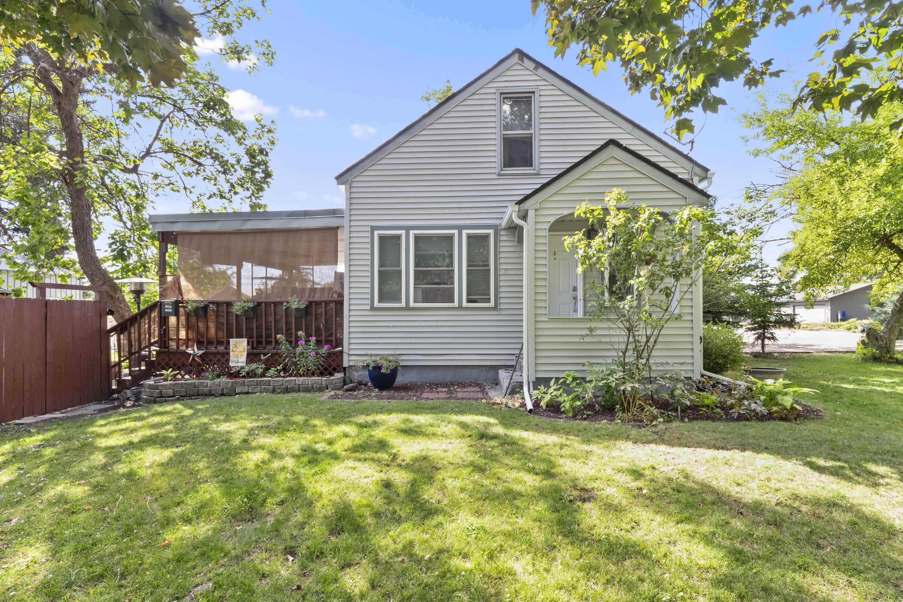 1317 North Bessie Road Spokane Valley, WA 99212 - Photo 1 of 49
