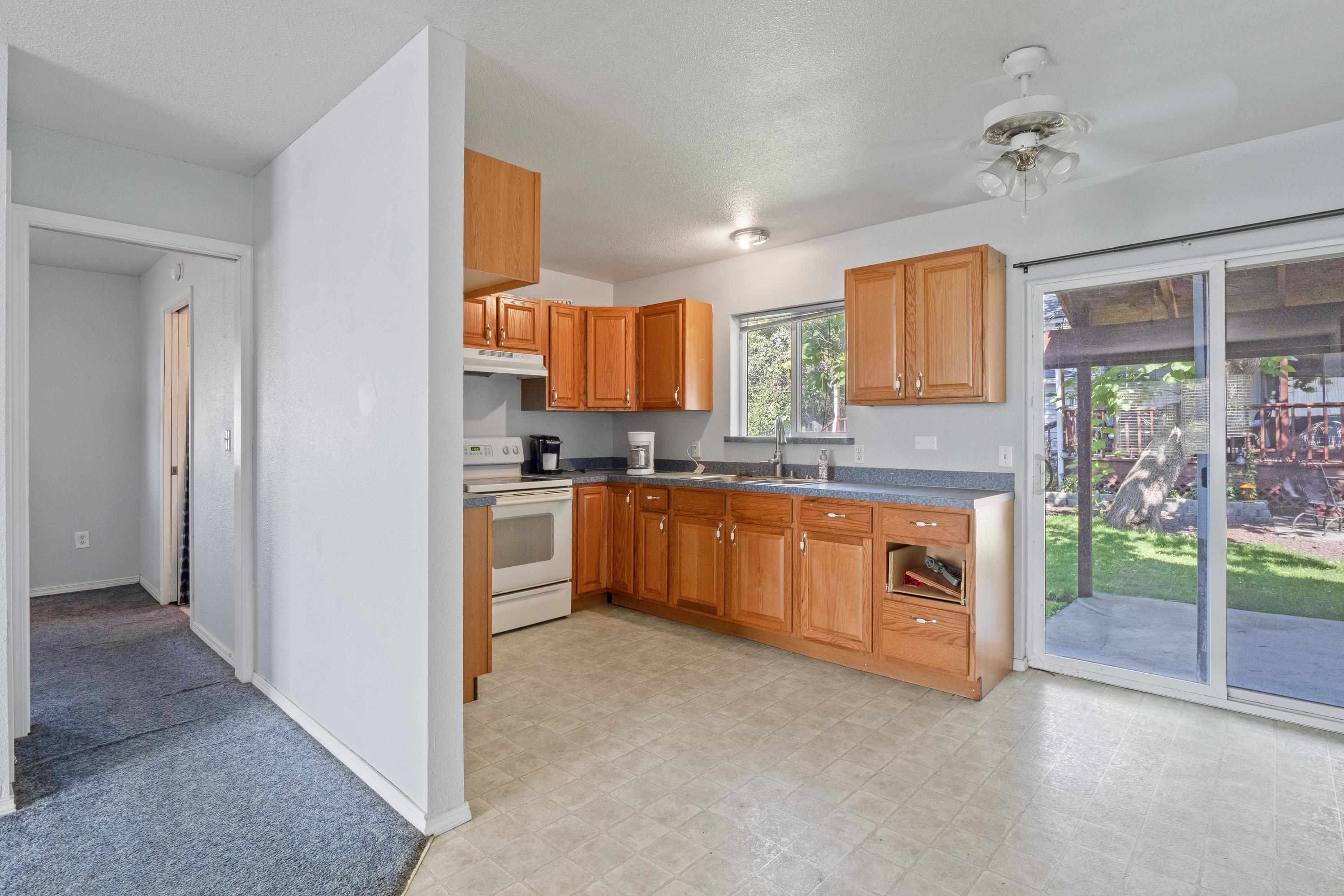 1317 North Bessie Road Spokane Valley, WA 99212 - Photo 34 of 49