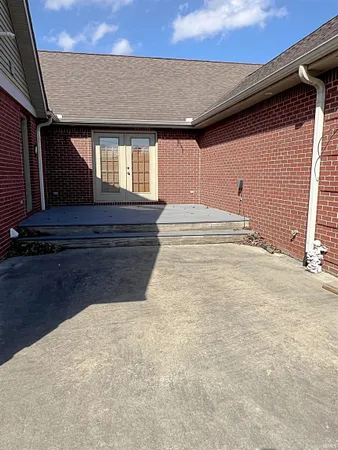 $319,000 | 309 Northeast D Street, Linton, IN 47441