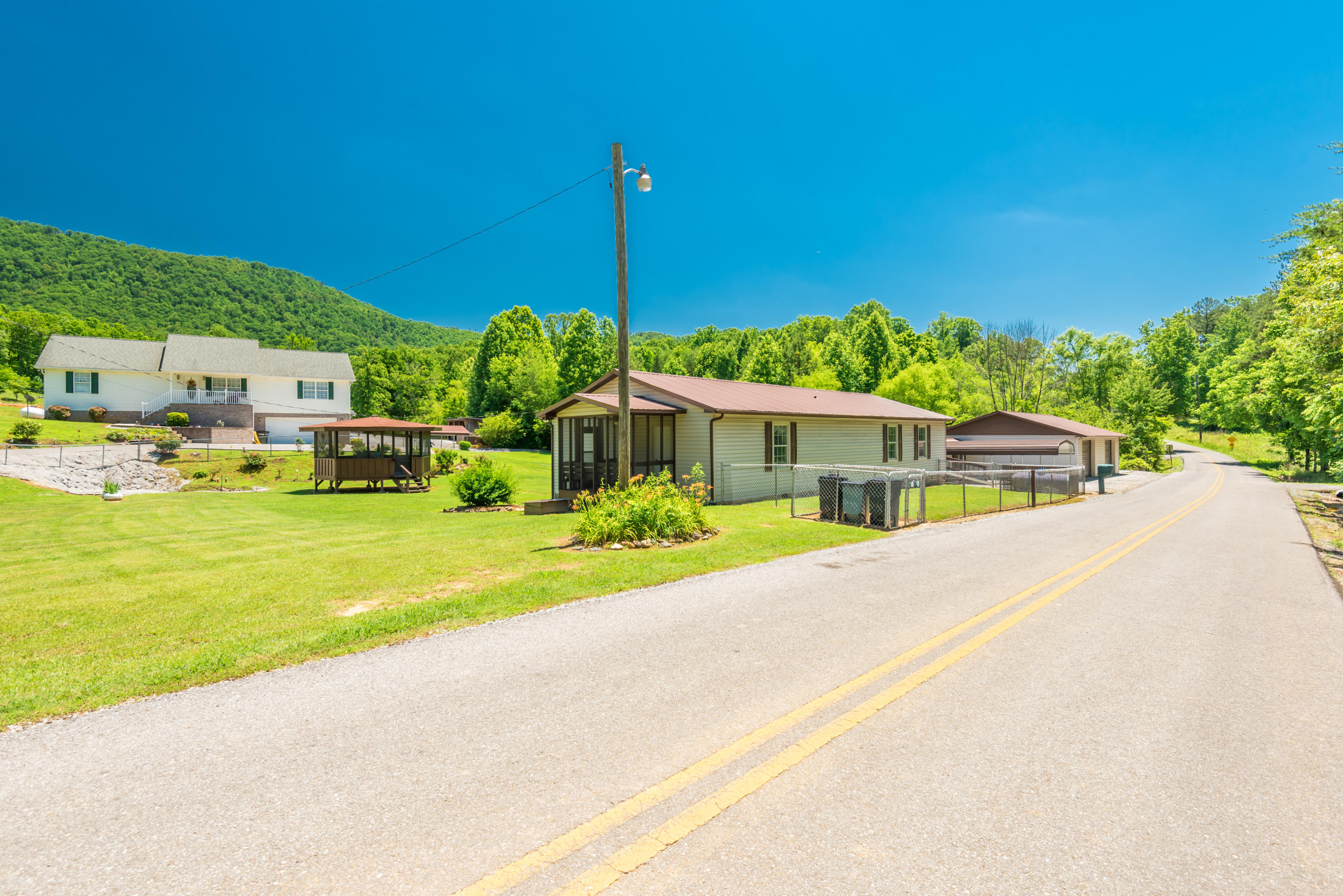 3108 Allegheny Loop Road Maryville, TN 37803 - Photo 15 of 17 3110AlleghenyLoop-14