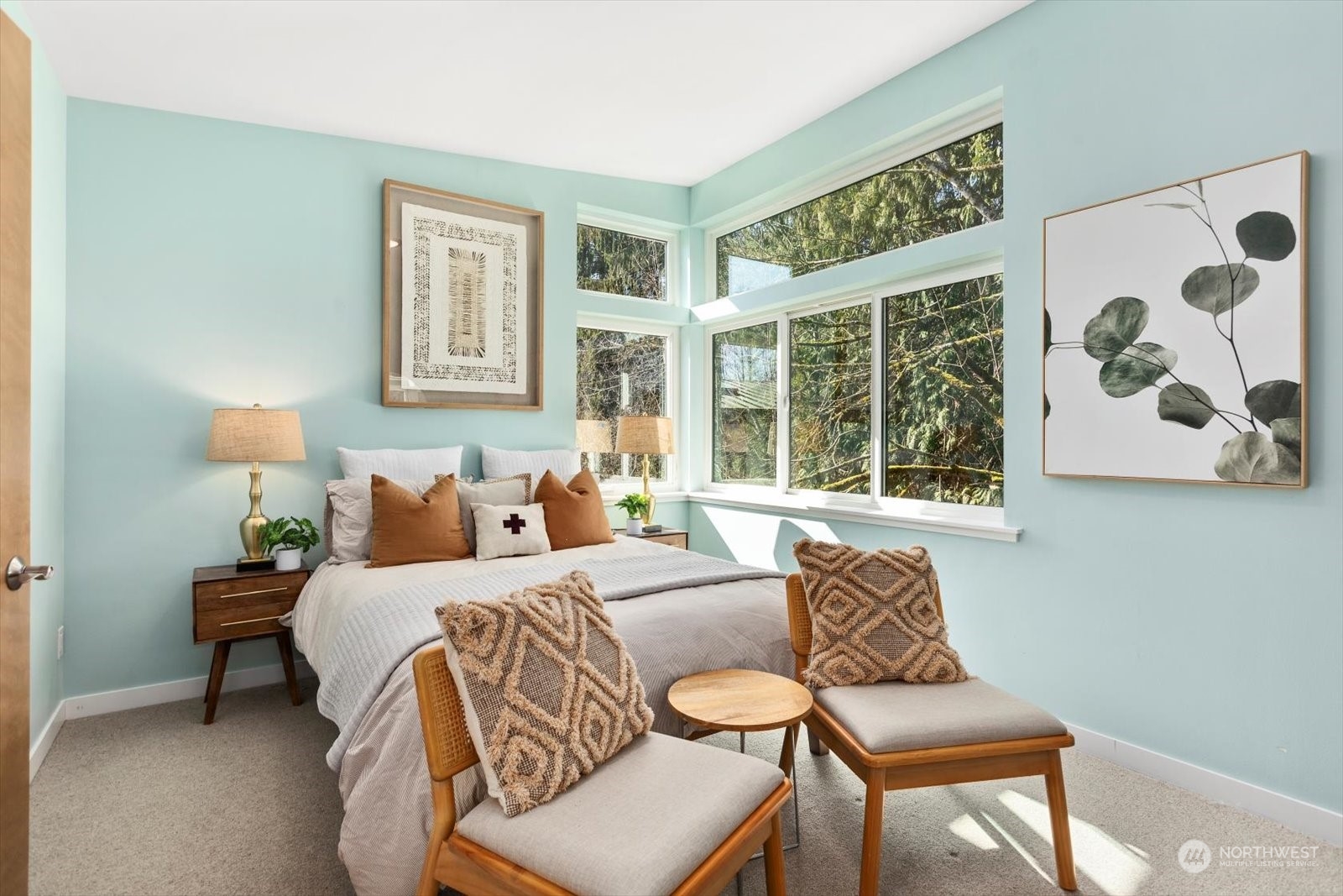 1402 194th Street Southeast, Unit 4 Bothell, WA 98012 - Photo 16 of 40 a bedroom with a bed and a chair