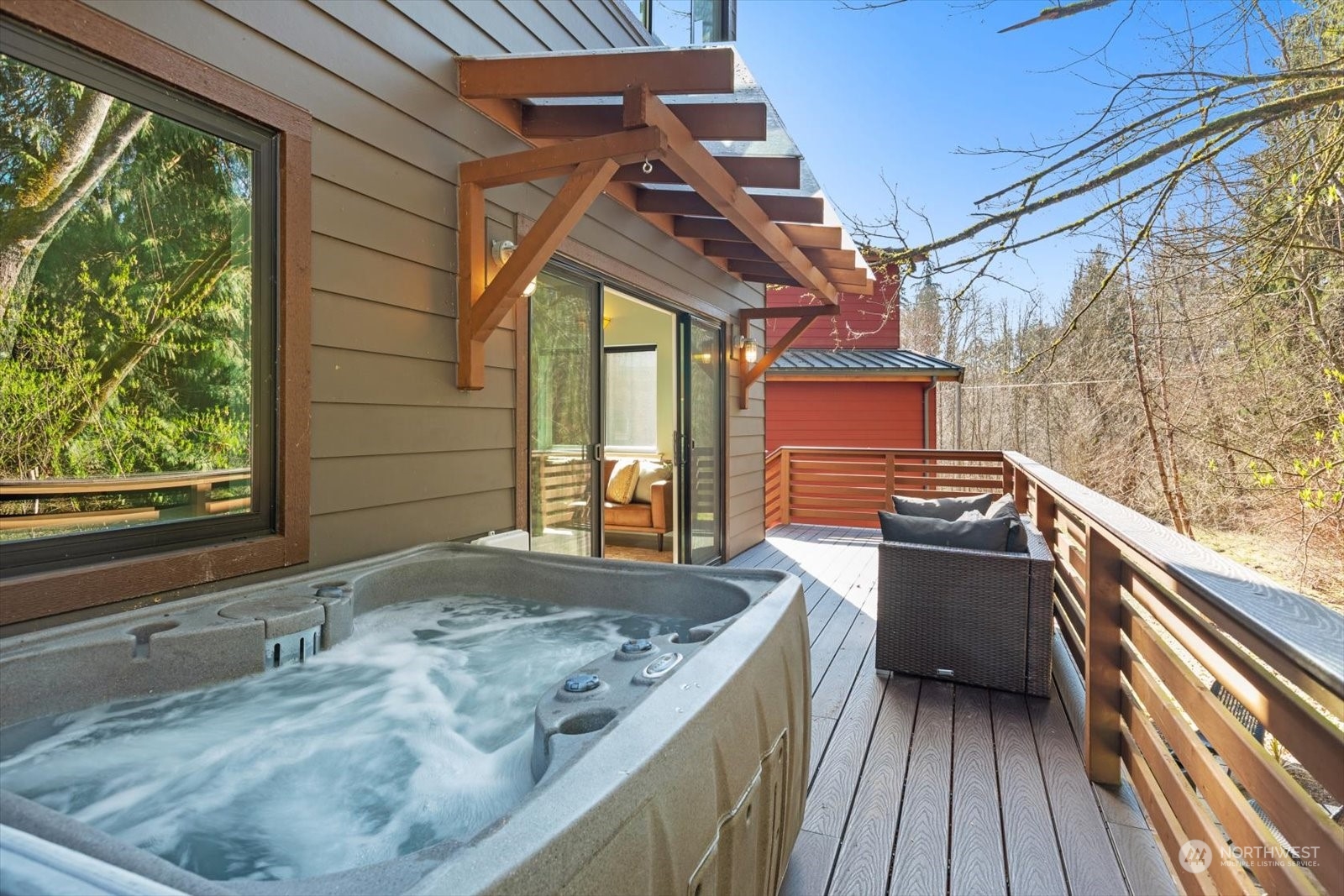 1402 194th Street Southeast, Unit 4 Bothell, WA 98012 - Photo 25 of 40 a view of a backyard of a house