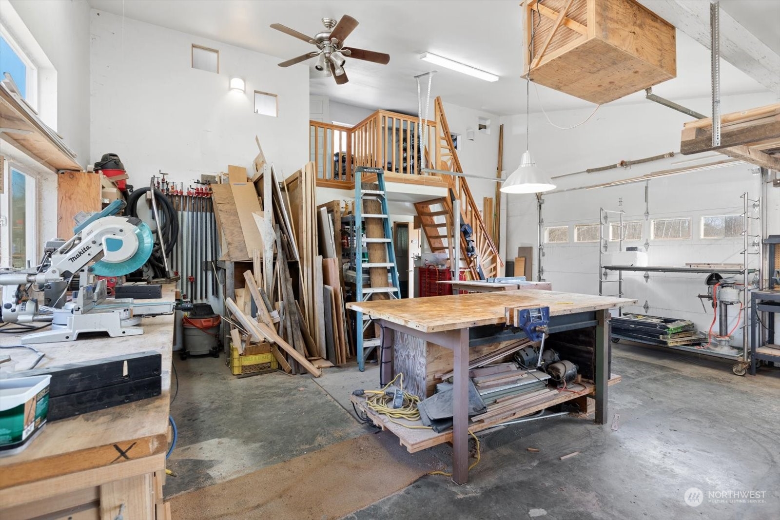 1402 194th Street Southeast, Unit 4 Bothell, WA 98012 - Photo 33 of 40 a view of a room with gym equipment