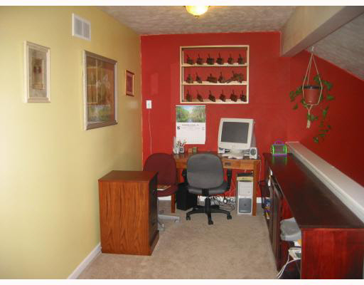22175 Kern Road South Bend, IN 46614 - Photo 4 of 8 Gallery Image 4
