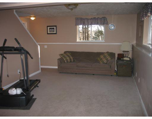 22175 Kern Road South Bend, IN 46614 - Photo 7 of 8 Gallery Image 7