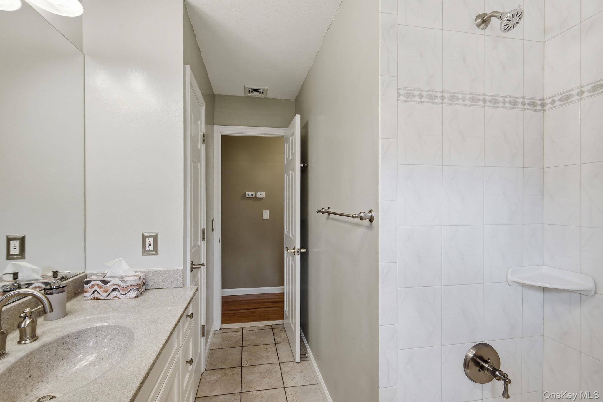140 Chestnut Ridge Road Mahopac, NY 10541 - Photo 12 of 25