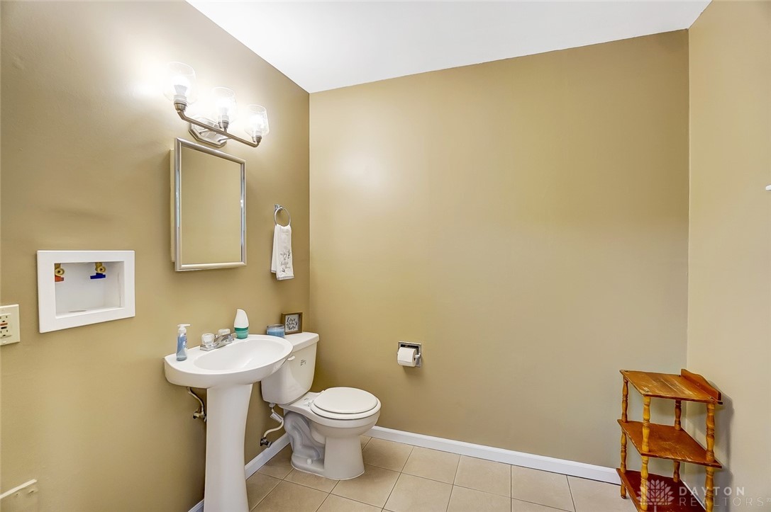 105 Woods Road Springboro, OH 45066 - Photo 13 of 31 Gallery Image 13
