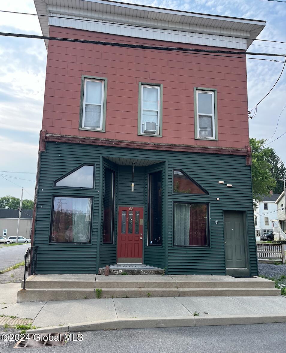 68 Bridge Street Amsterdam, NY 12010 - Photo 1 of 30 Screen Shot 2024-07-10 at 2.23.44 PM