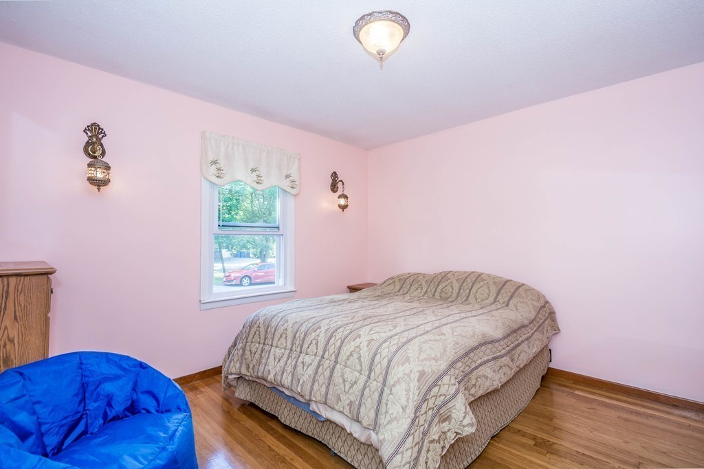 6 Hillside Road Tewksbury, MA 01876 - Photo 11 of 30 Gallery Image 11