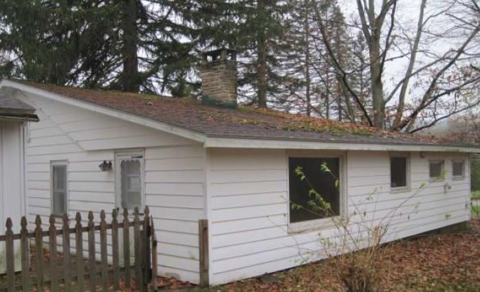 11746 Pettis Road Meadville, PA 16335 - Photo 2 of 10