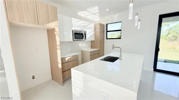 $299,900 | 1243 Buell Avenue, Fort Myers, FL 33913