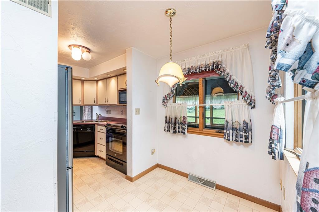 133 Mellingertown Road Mount Pleasant, PA 15666 - Photo 12 of 27 Gallery Image 12