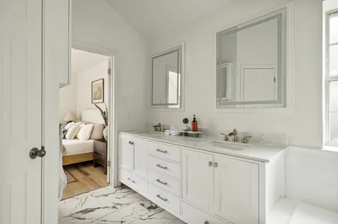 $475,000 | 4015 Sable Oaks Drive, Round Rock, TX 78664