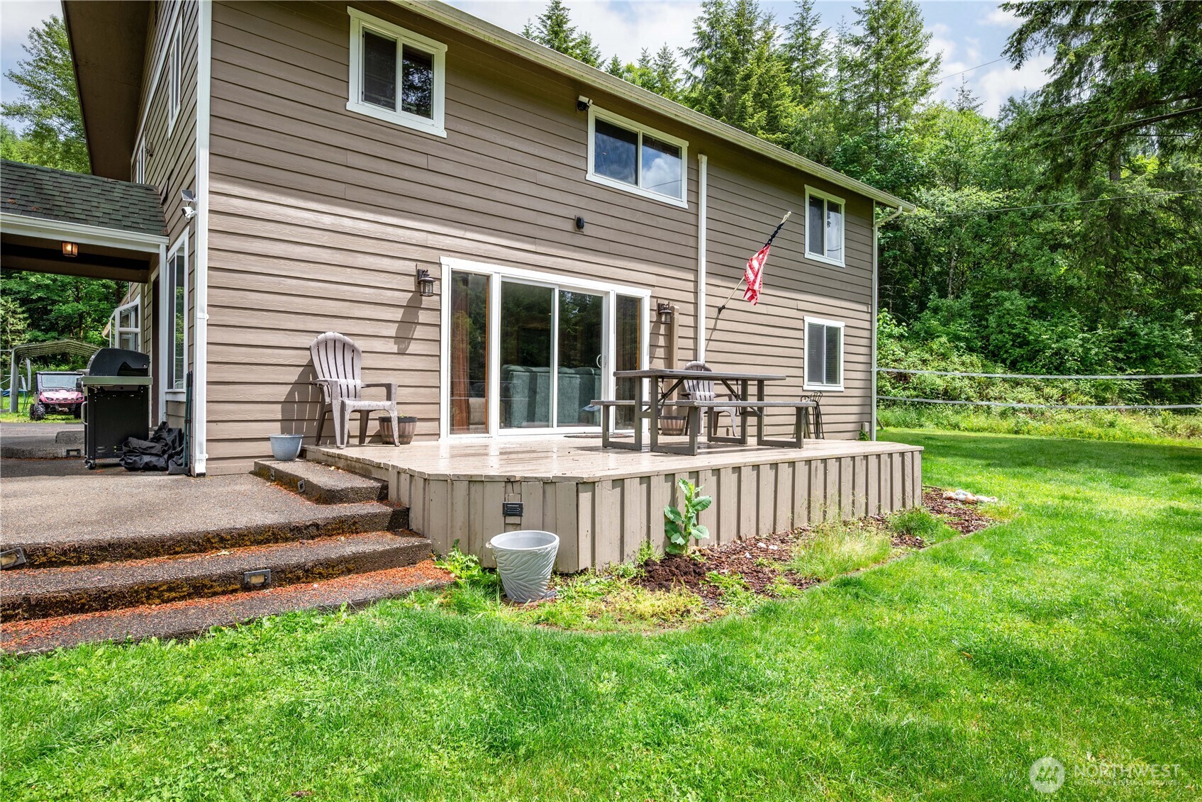 1430 Hazel Dell Road Castle Rock, WA 98611 - Photo 3 of 35