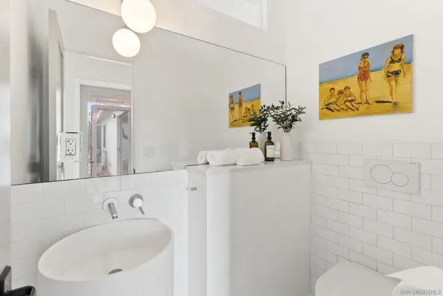 $3,875,000 | 6653 Avenida Manana, La Jolla, CA 92037