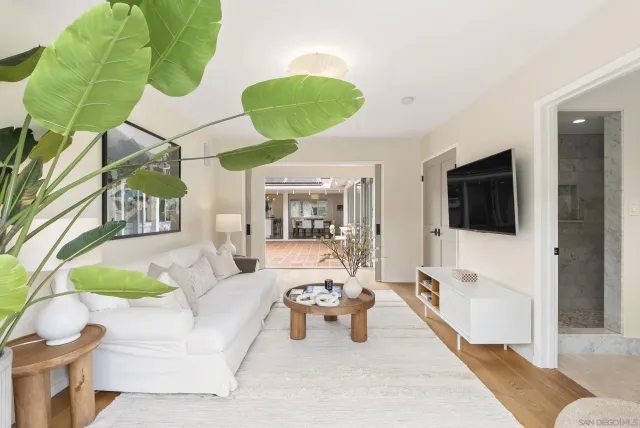 $3,875,000 | 6653 Avenida Manana, La Jolla, CA 92037