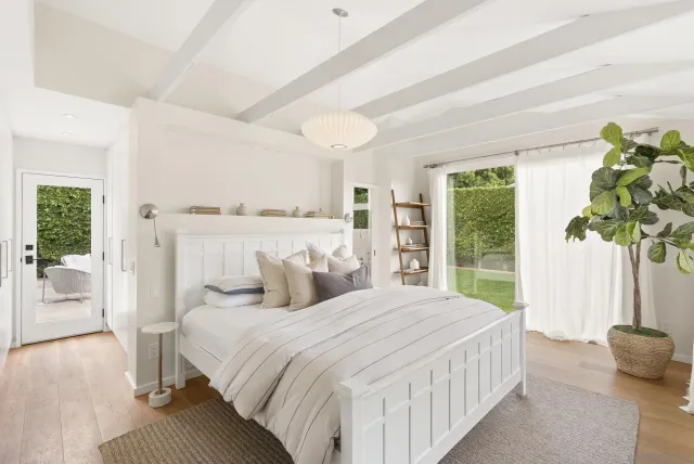 $3,875,000 | 6653 Avenida Manana, La Jolla, CA 92037