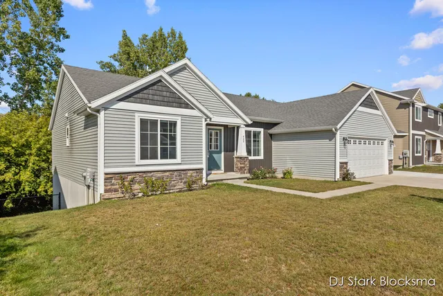 $351,000 | 523 Hill Valley Lane, Sparta, MI 49345