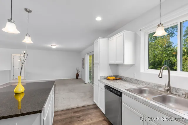 $351,000 | 523 Hill Valley Lane, Sparta, MI 49345