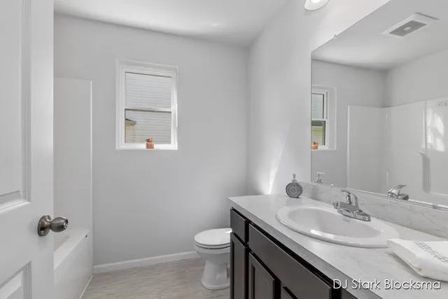 $351,000 | 523 Hill Valley Lane, Sparta, MI 49345