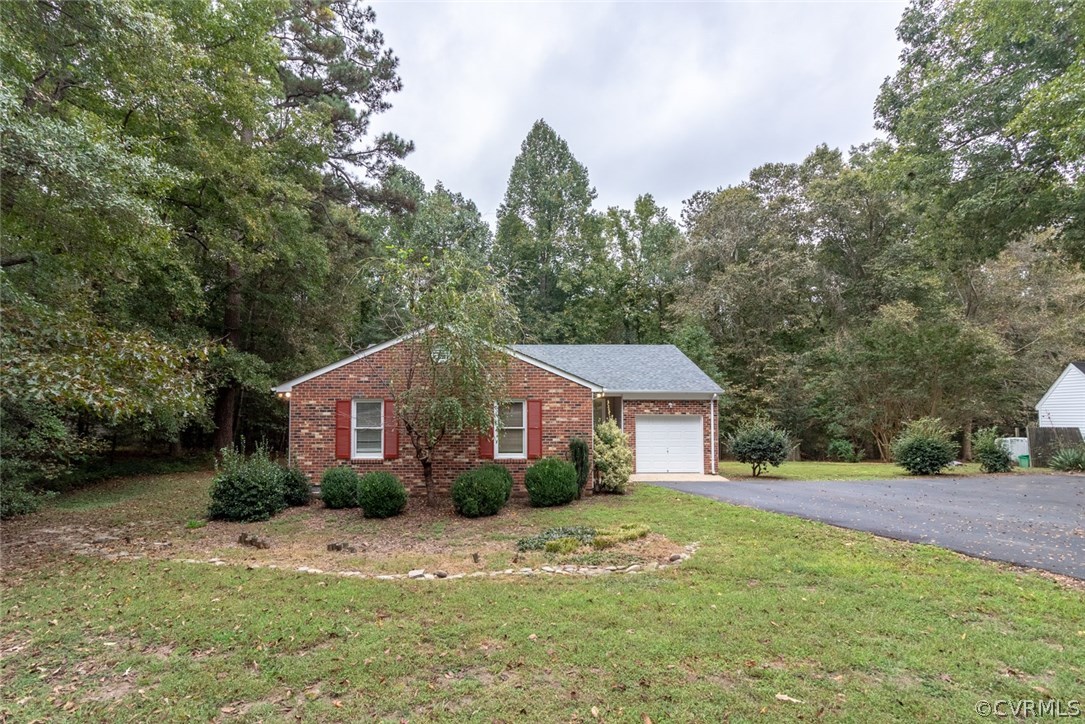 3841 Strawhill Road Richmond, VA 23231 - Photo 1 of 28 Gallery Image 1